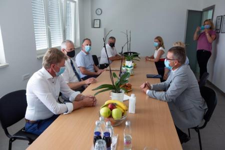 TPOSTAVITEV EMELJNEGA KAMENA IOC NEVERKE - Valter Leban -8270
